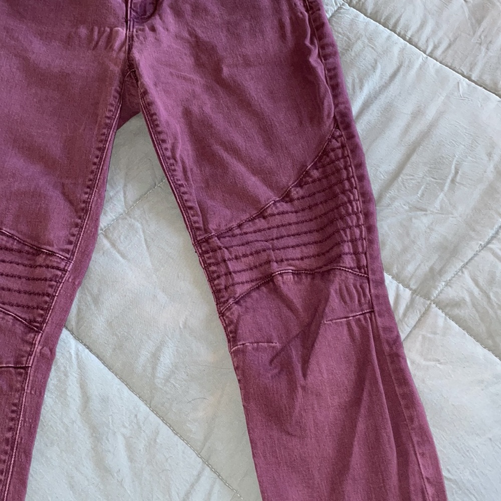 Mid Rise Express Jeans - Picture 2 of 3